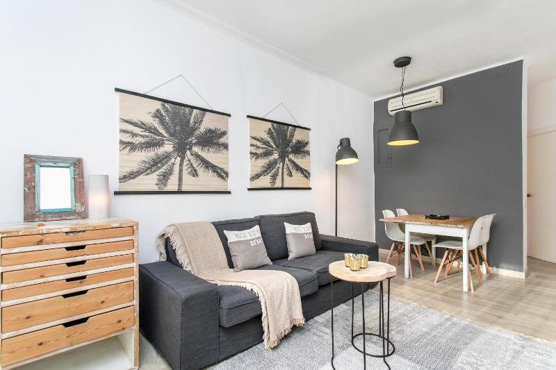 Click&Flat Rizal — комфортный отель в Барселоне