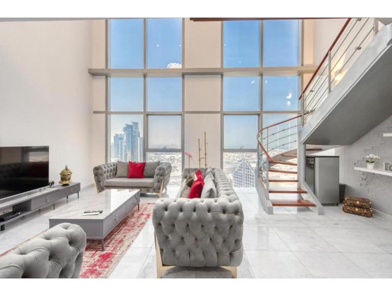 THE PENTHOUSE near Burj Khalifa and Dubai Mall — отель в Дубае, Объединенные Арабские Эмираты