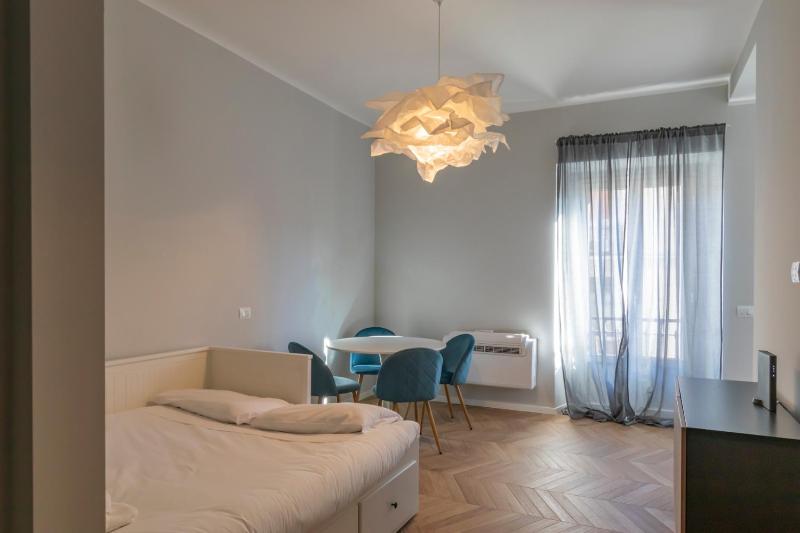 [Luxury apartment in downtown] - Curtatone 4 — комфортный отель в Милане