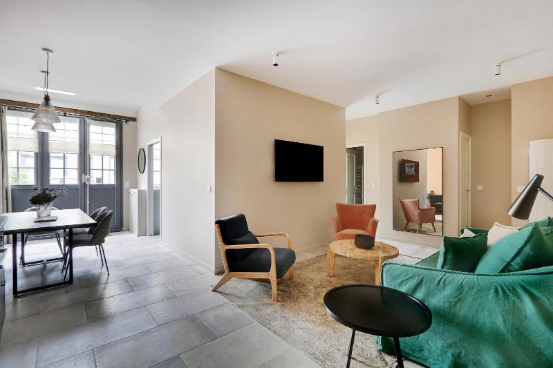 Pick A Flat's Apartment near place de la Bastille - Rue du Faubourg Saint Antoine — отель с удобствами в Париже