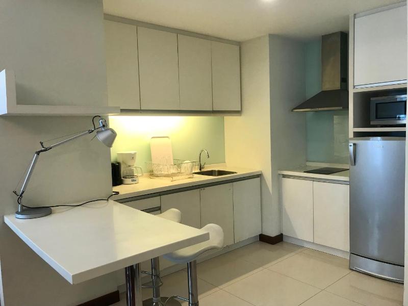 Cormar Suites KLCC — забронировать отель в Куала-Лумпуре