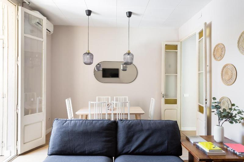 Sagrada Familia III by Enjoy Apartments — комфортный отель в Барселоне