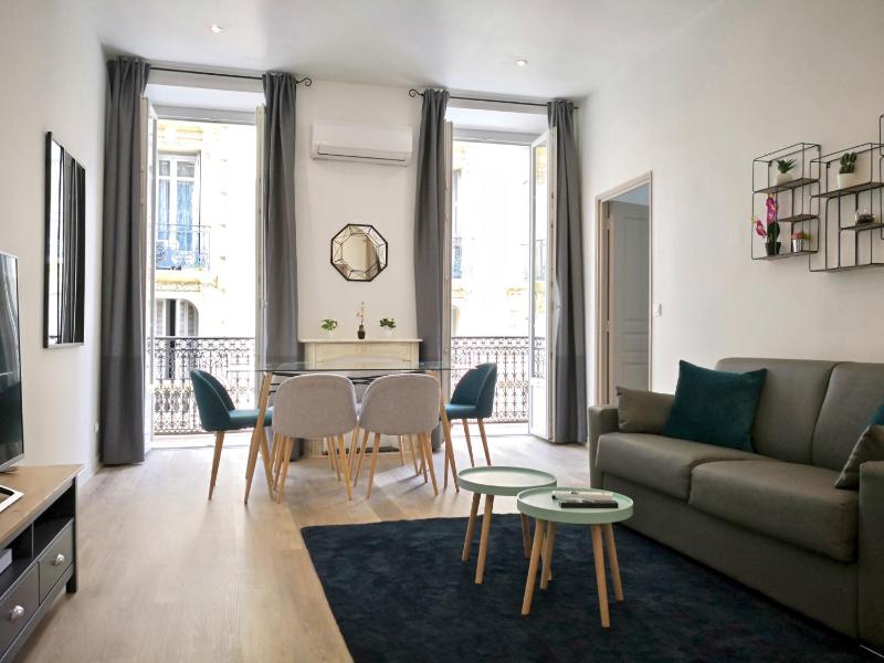 Appartement Urban 3 — отель с удобствами в Николь