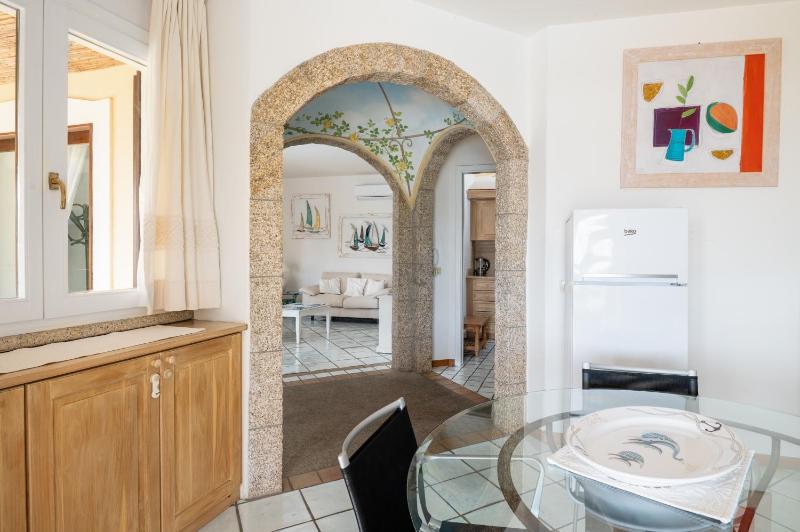 Villa Mimosa a Golfo Aranci - Lussuosa villa con piscina