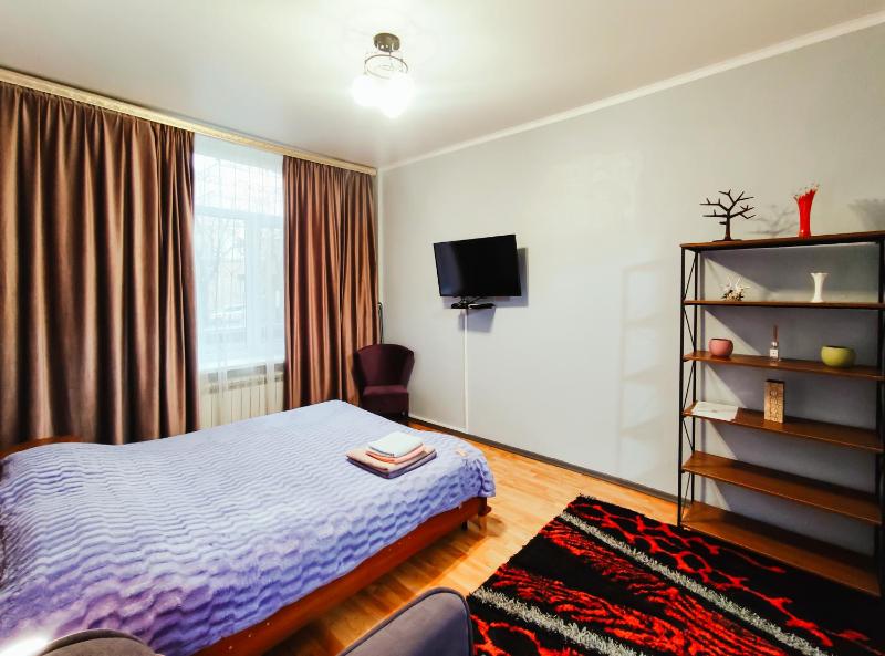 1-room apartment at Abylay Khan Ave. 121 — отель с удобным расположением в Алматы