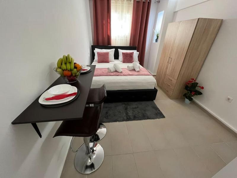 Цены на Artemis suite in vibrant Koukaki,Athens в Афины