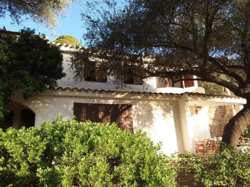 Villa Liliana - Spaziosa casa vacanze vicino al mare
