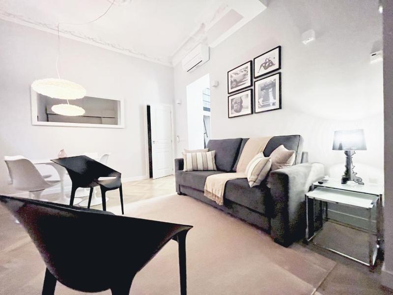Цены на Encantador apartamento en Madrid centro в Мадриде