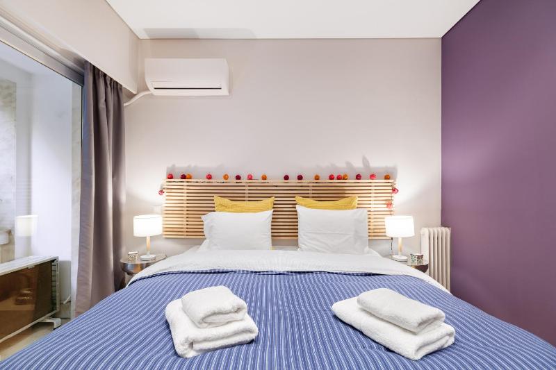 Цены на Bang in Kolonaki by Athenian Homes в Афины