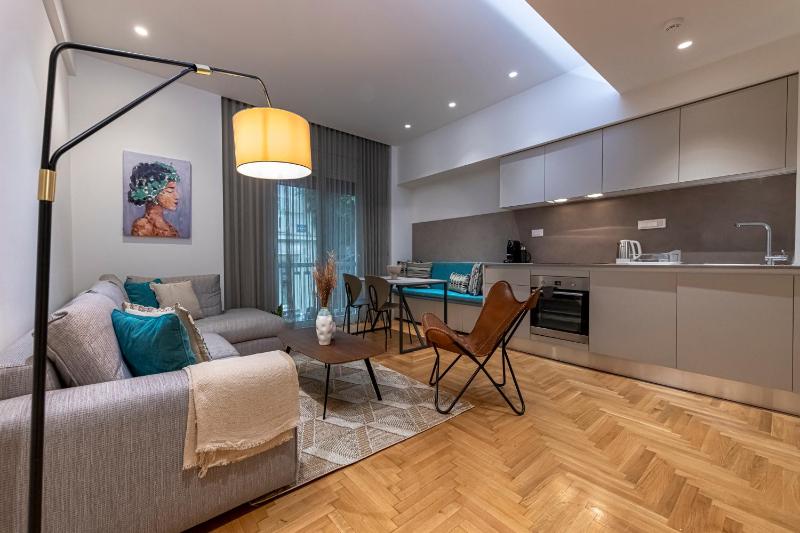 Цены на Phaedrus Living City Center Lux Flat Kolonaki в Афины