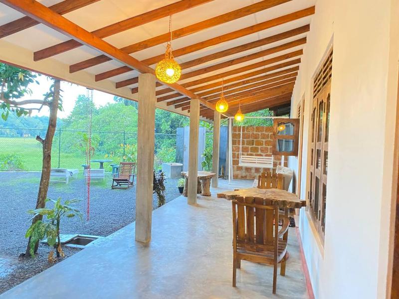 Цены на Villa sunlara в Хиккадува