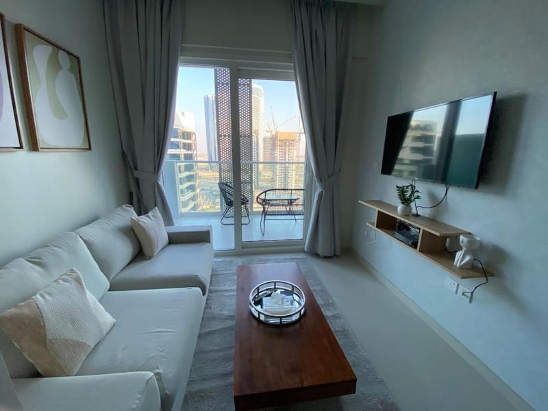 Cozy 1-BR with beautiful views — забронировать отель в Дубае