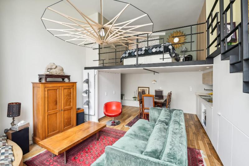 L'Atypique Loft de la rue des Plantes — забронировать отель в Париже