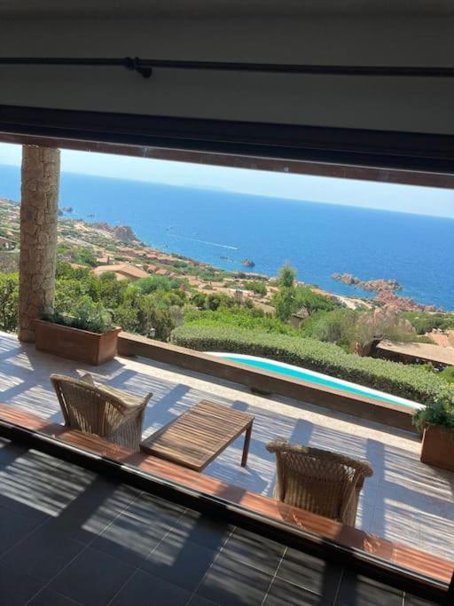 Villa Capitano a Costa Paradiso - Lussuosa Villa con Piscina