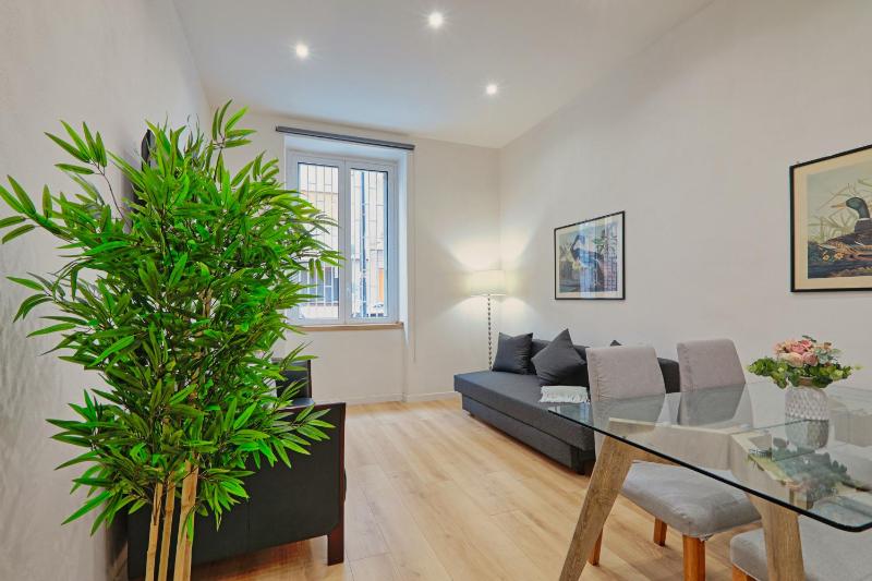 Цены на Costantino 11 Central Welcoming APT x4 в Палермо