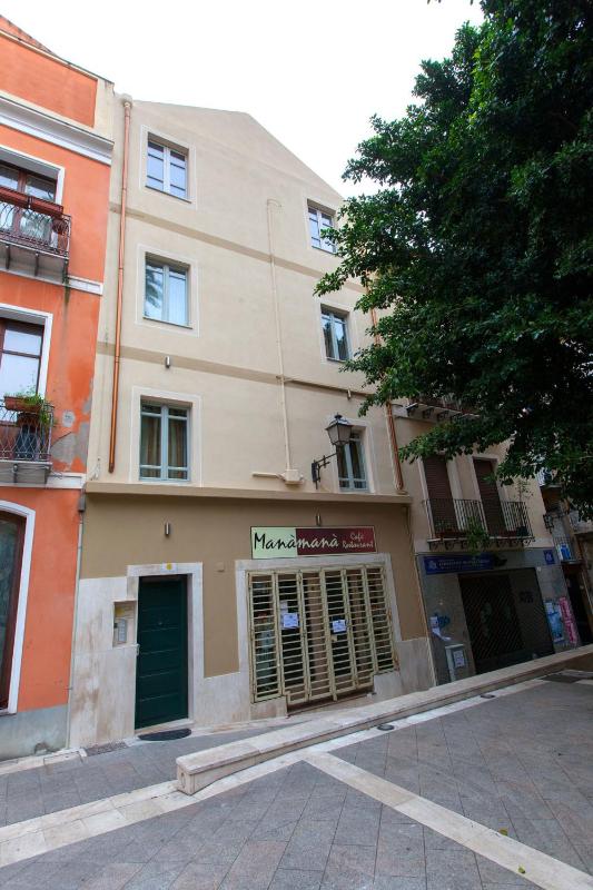 Maison Savoia a Cagliari - Elegante B&B nel centro storico