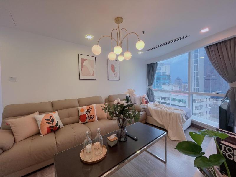 LUX SUITES KL City Pavilion Bukit Bintang with INFINITY POOL — комфортный отель в Куала-Лумпуре