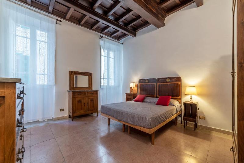 S. Ignazio Central Apartment — забронировать отель в Риме