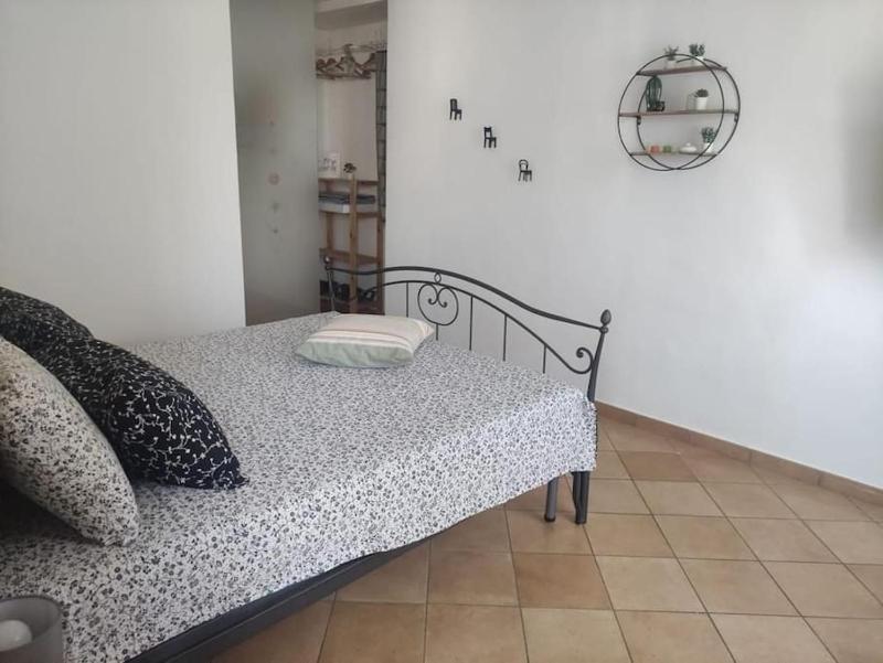 A Casa justa holiday house city center — отель с удобствами в Неаполе