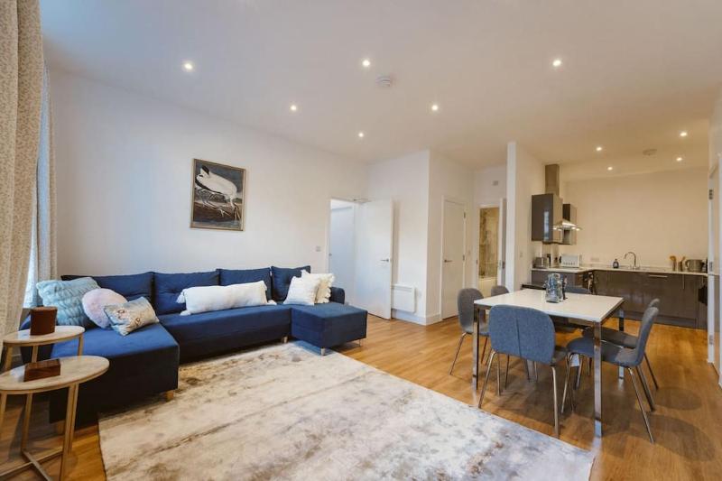 Flat at Elgin Av Maida Vale W9 — комфортный отель в Лондоне
