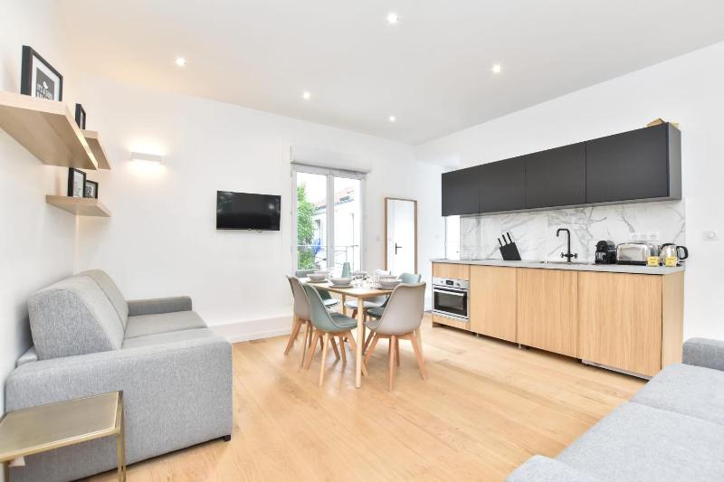Magnifique loft - Place Saint Fargeau — отель с удобным расположением в Париже