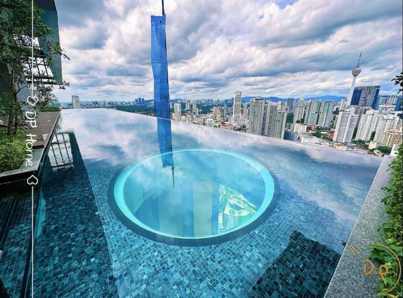 1+1 BR 4-5pax/KLCC/ Bukit Bintang/City View/MRT — отель в Куала-Лумпуре, Малайзия