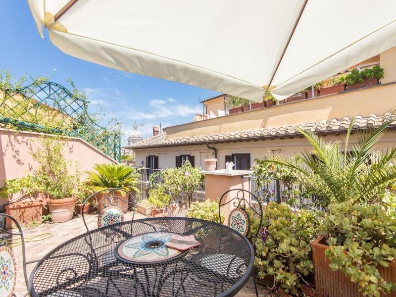 Apartment Condotti Terrace — забронировать отель в Риме