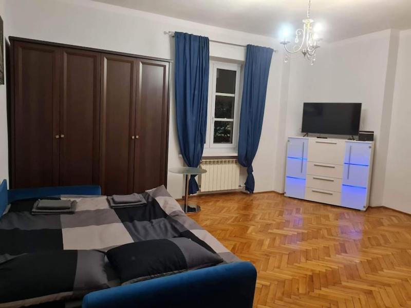 Apartament Stare Miasto — отель с удобным расположением в Варшаве