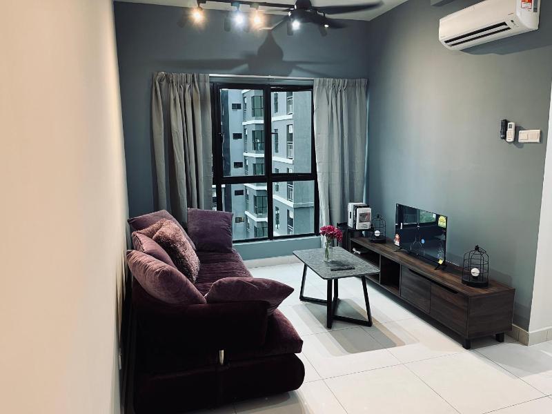 Цены на Maxim 2 bedrooms MRT station Cheras Kuala Lumpur HomeStay в Куала-Лумпуре