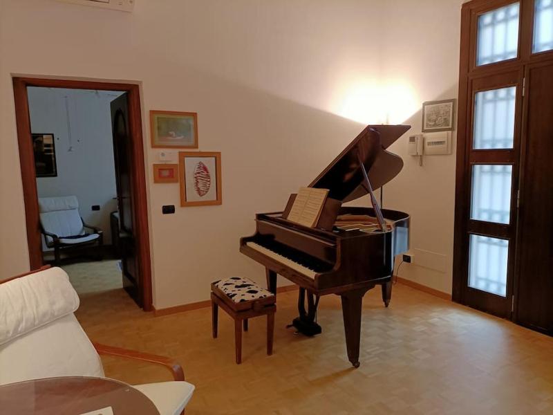 Silenzioso loft vicino alla stazione centrale — отель в Милане, Италия