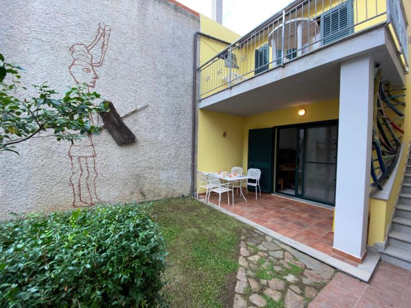 Green House a La Caletta - Oasi sul mare
