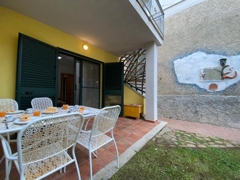 Green House a La Caletta - Oasi sul mare
