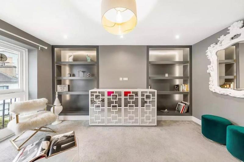 Best Location In London - Kings Road 3-Bed Home with Terrace, AC & Netflix — забронировать отель в Лондоне