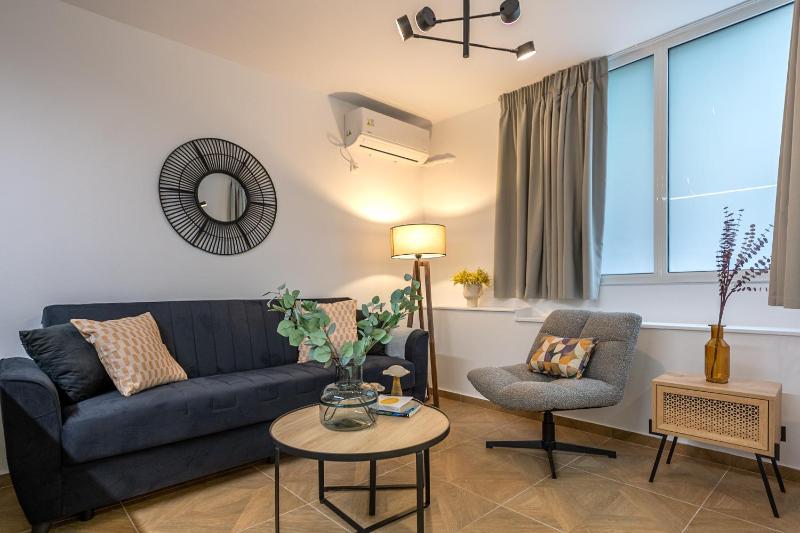 Phaedrus Living Luxury Downtown Flat Acropolis — забронировать отель в Афины