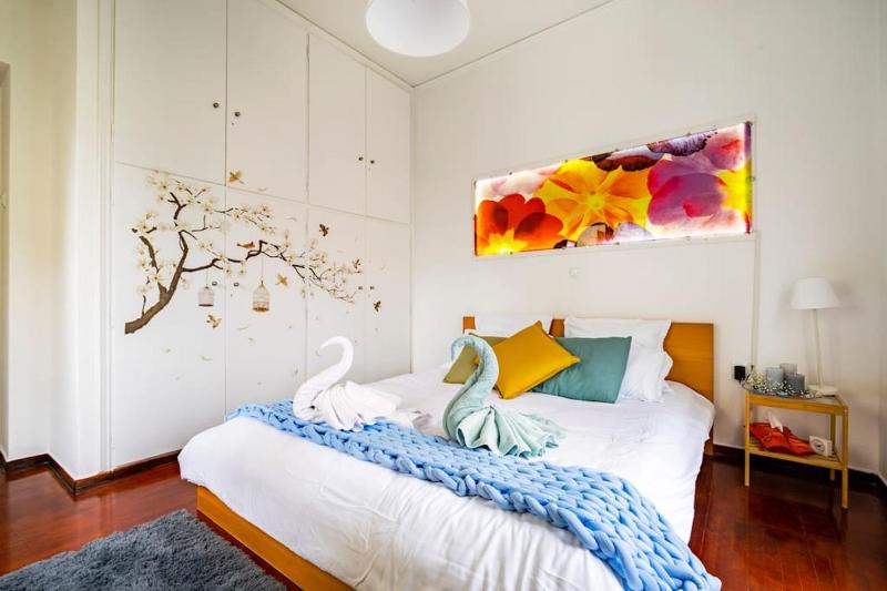 Athens Paradise Cozy 53 sqm Apartament Near To Metro — забронировать отель в Афины