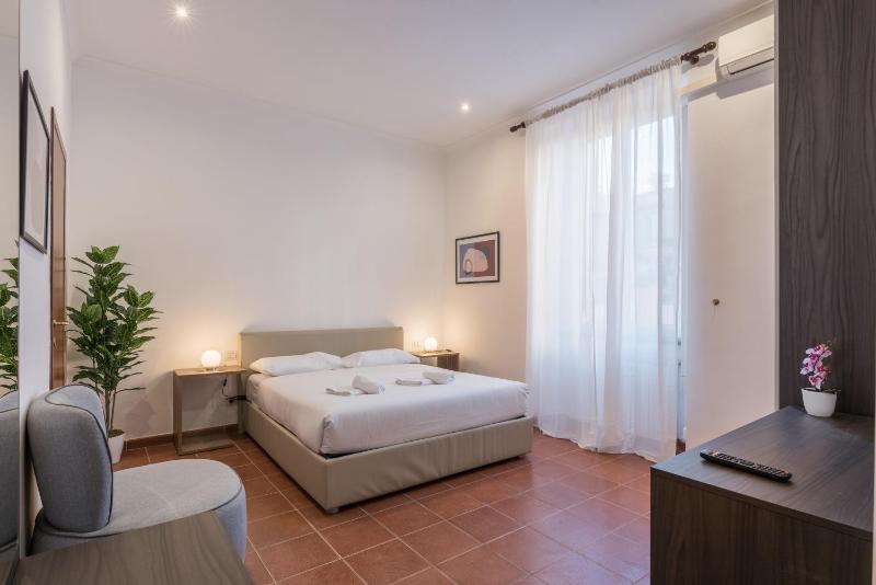 JOIVY Piazza di Spagna flat — отзывы гостей и цены