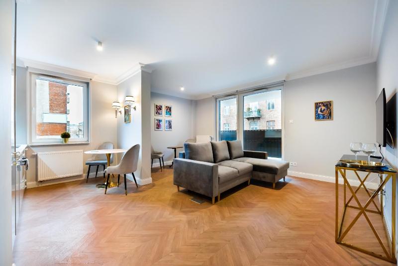 Stara Praga Superior Apartment — отель в Варшаве, Польша