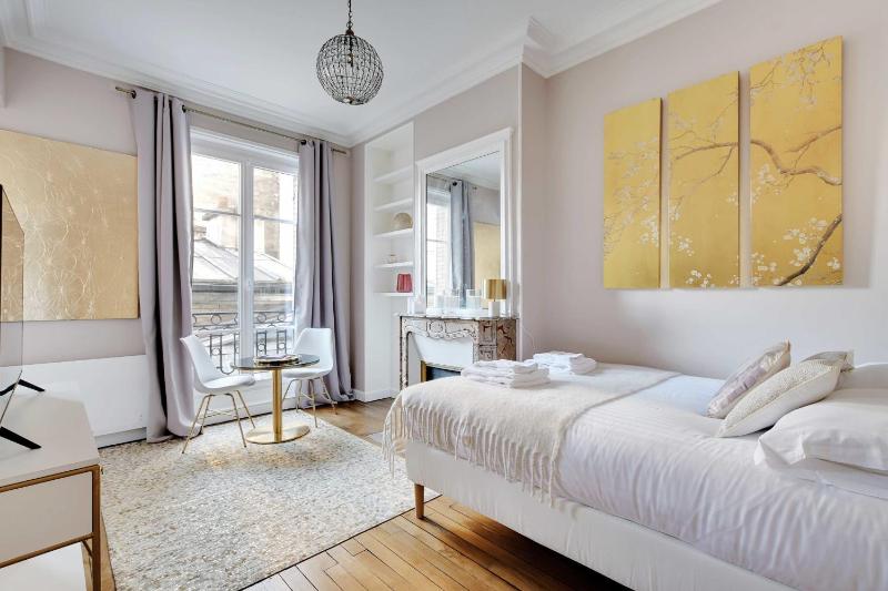 Charming Studio - 2P- Parc Monceau — комфортный отель в Париже