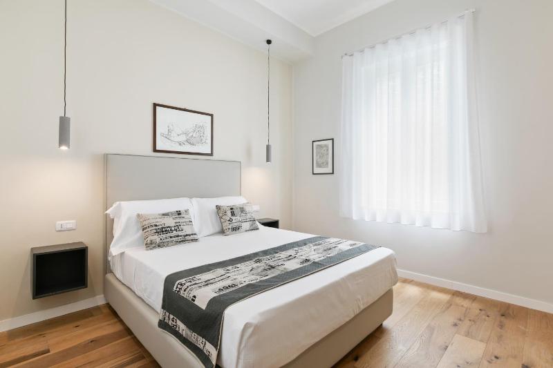 NotHotel Palermo Central Bright Apartment — отель в Палермо, Италия