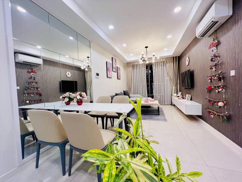 Lucci House-2BR-River&City View-Infinity Pool-Millennium-D4 — забронировать отель в Хошимине