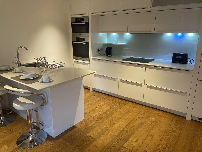 Clarges -Selfridges Luxury Apartment — комфортный отель в Лондоне