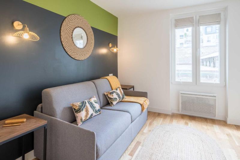 Cosy apartment in the heart of Belleville 6P2bedroom — отель с удобным расположением в Париже