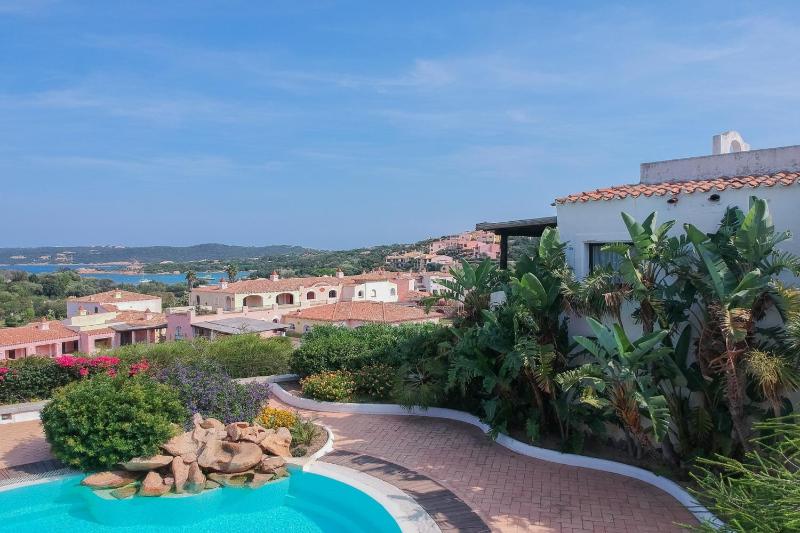 Giardino Degli Oleandri a Porto Cervo - Appartamenti con piscina