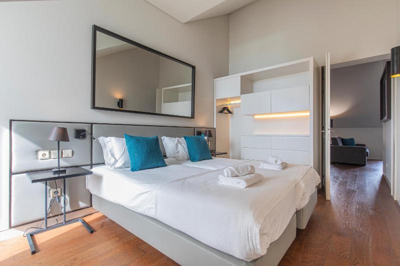 8 building Apartment 403 T2 - River & Garden View — отзывы гостей и цены