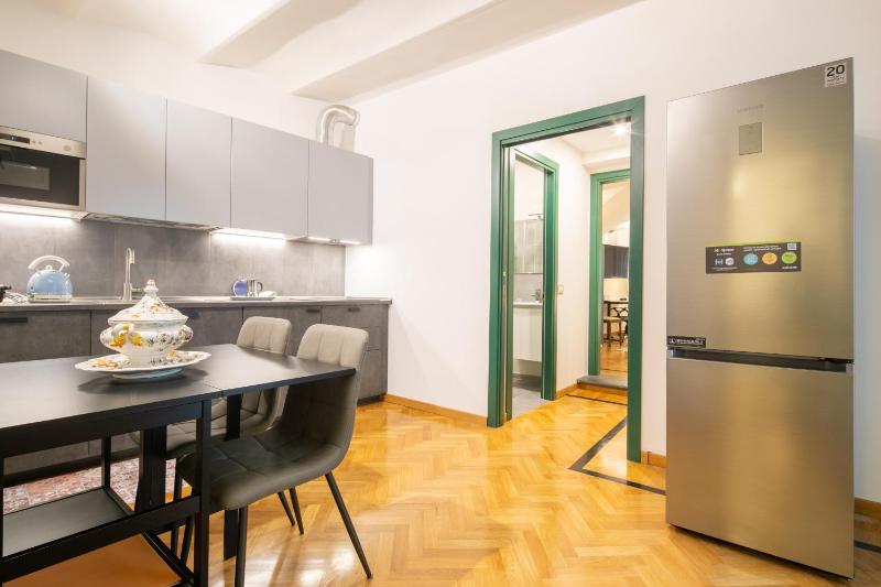 Tintori Apartment — забронировать отель в Флоренции