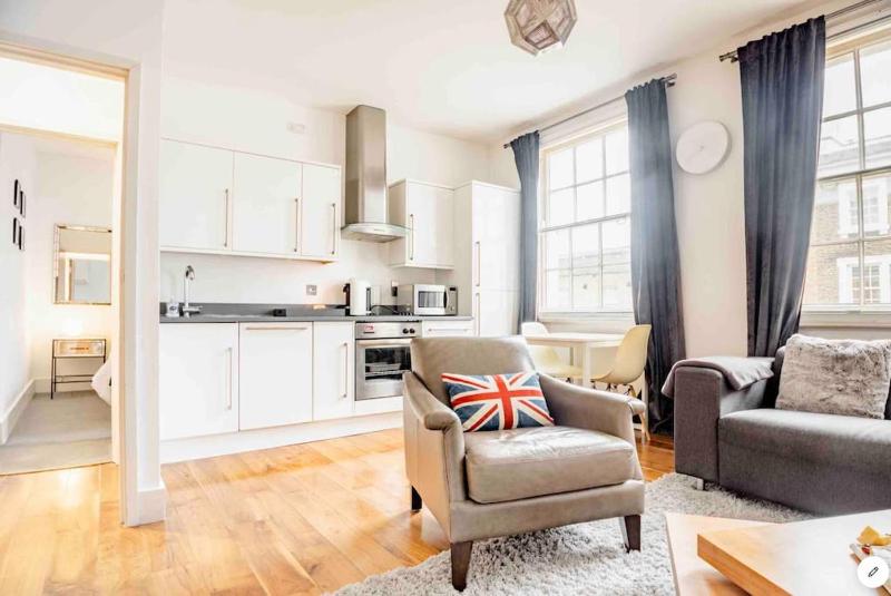 Central London Warwick Sq, — отель в Лондоне, Соединенное Королевство