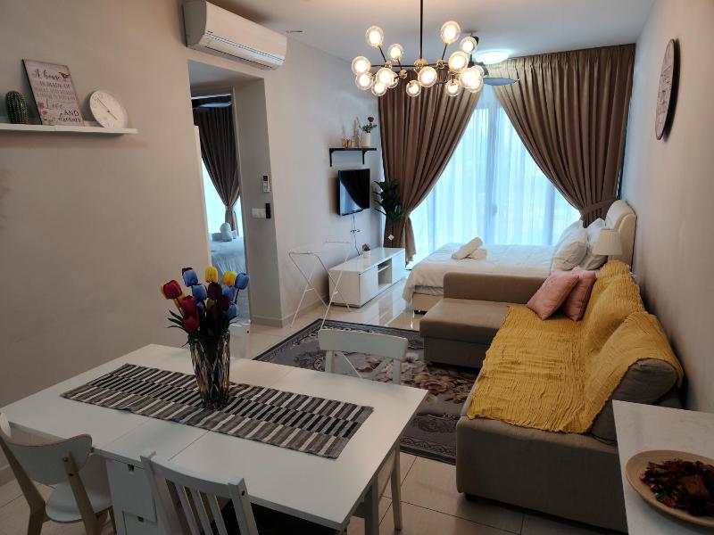 Datum Jelatek linked LRT and MALL with Netflix -Disney -WashDryer — отель с удобным расположением в Куала-Лумпуре