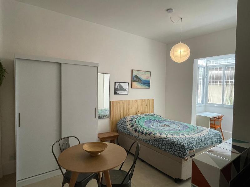 NOVO LOFT silencioso quadra da PRAIA Copacabana — отель с удобствами в Рио