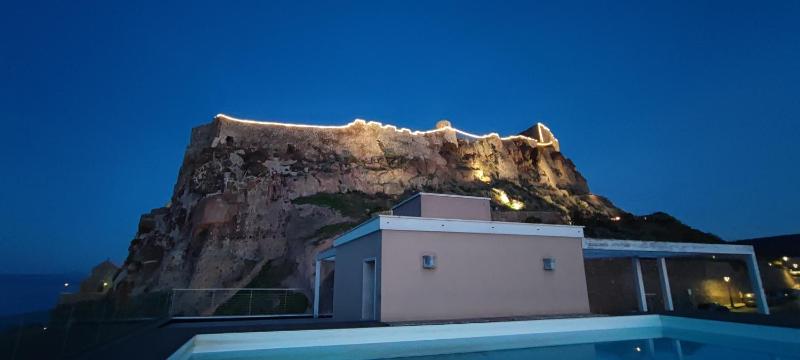 SeaSun Apartment - Piscina sul Tetto a Castelsardo