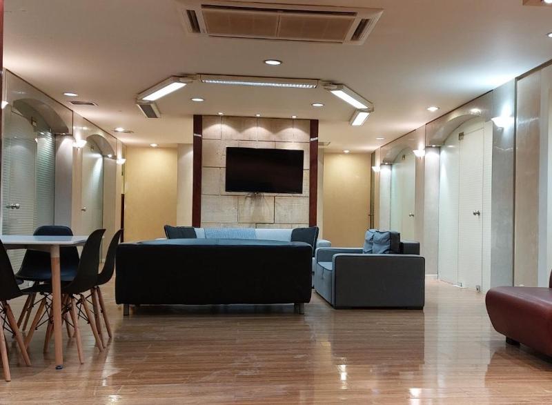 Deluxe Apartment 12BD 6BATH — отель в Афины, Греция